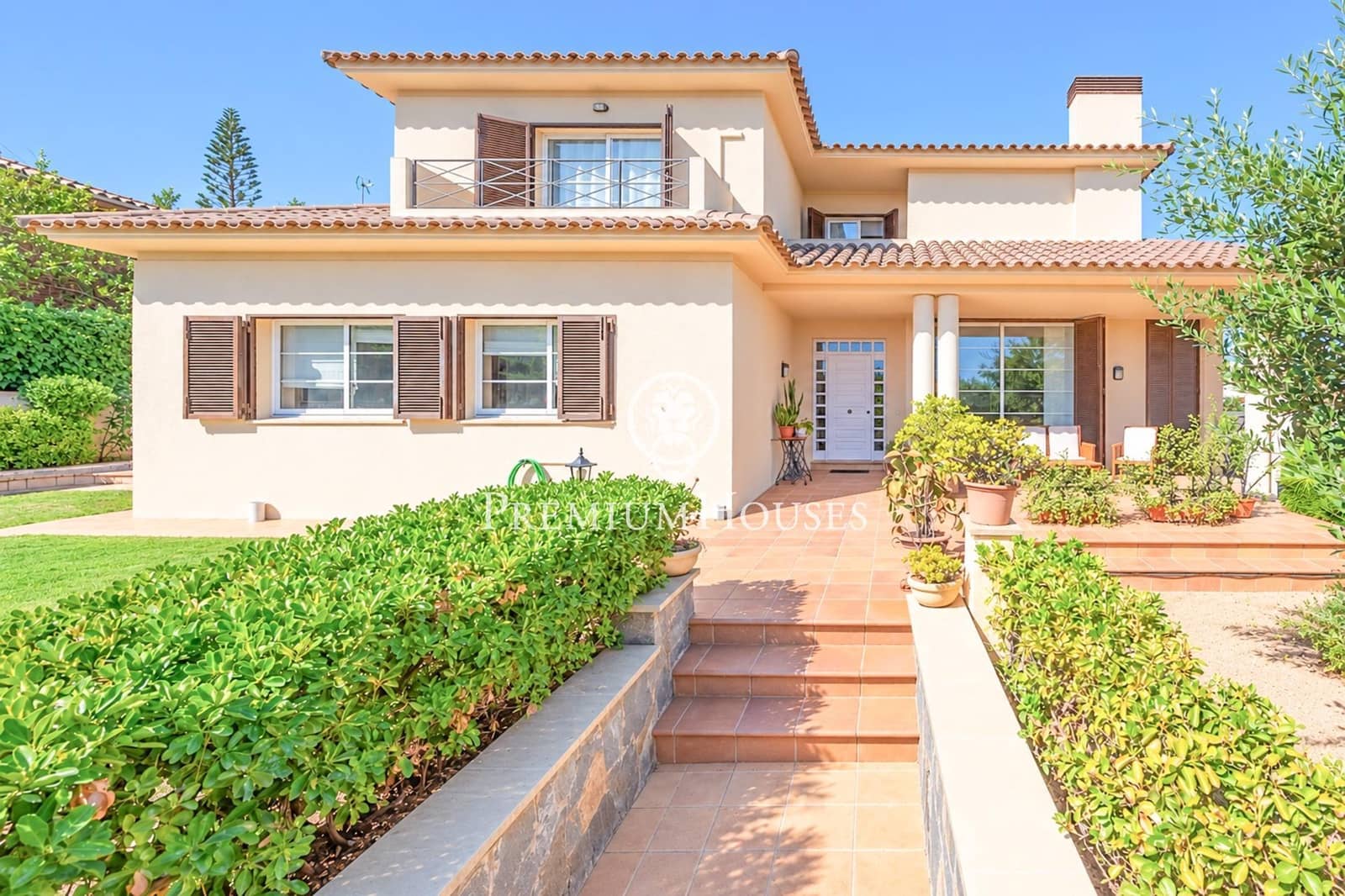 5 quarto Moradia para venda em Vilanova i la Geltru com piscina garagem - 895 000 € (Ref: 10109922)