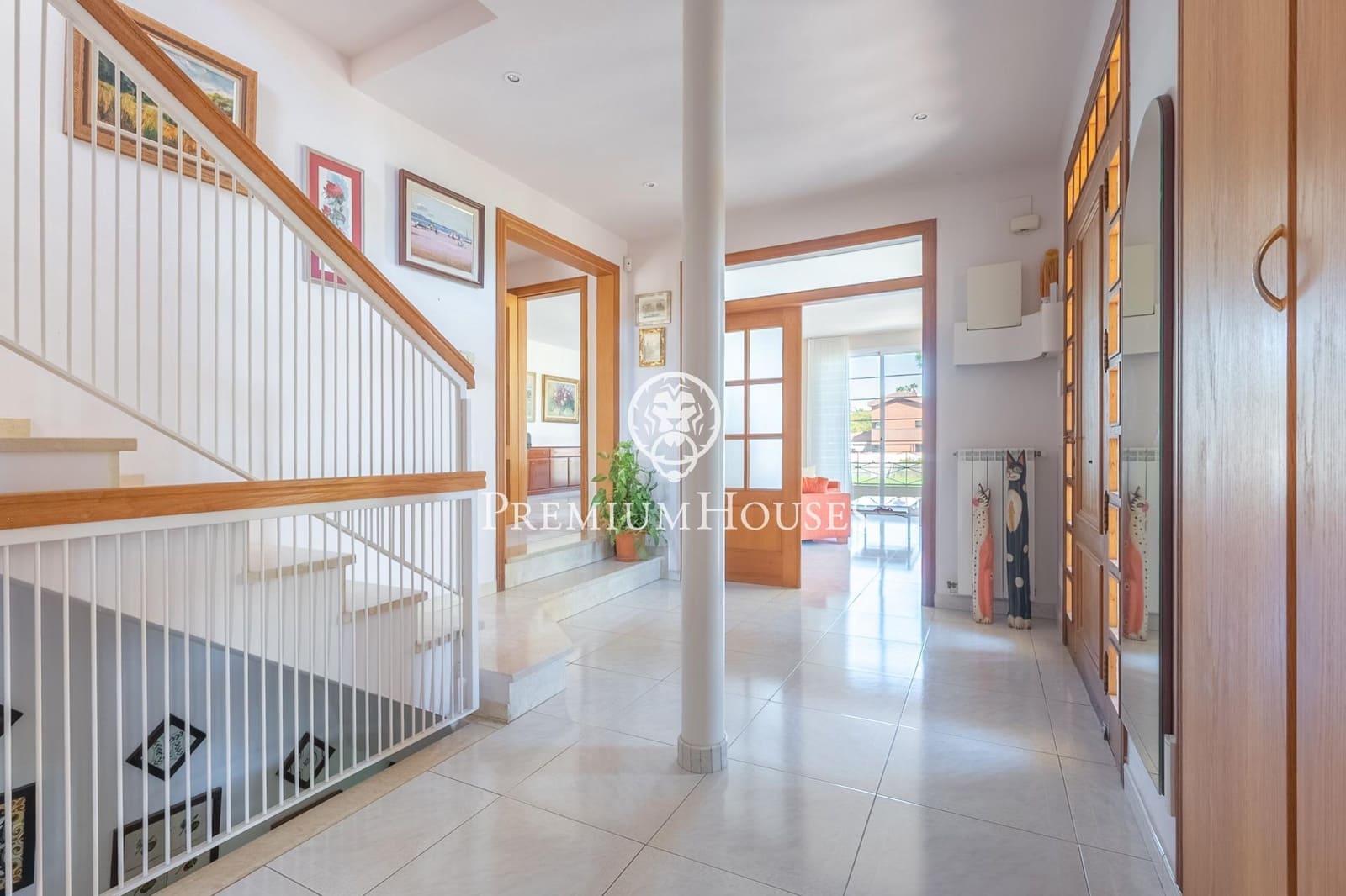 5 quarto Moradia para venda em Vilanova i la Geltru com piscina garagem - 895 000 € (Ref: 10109922)