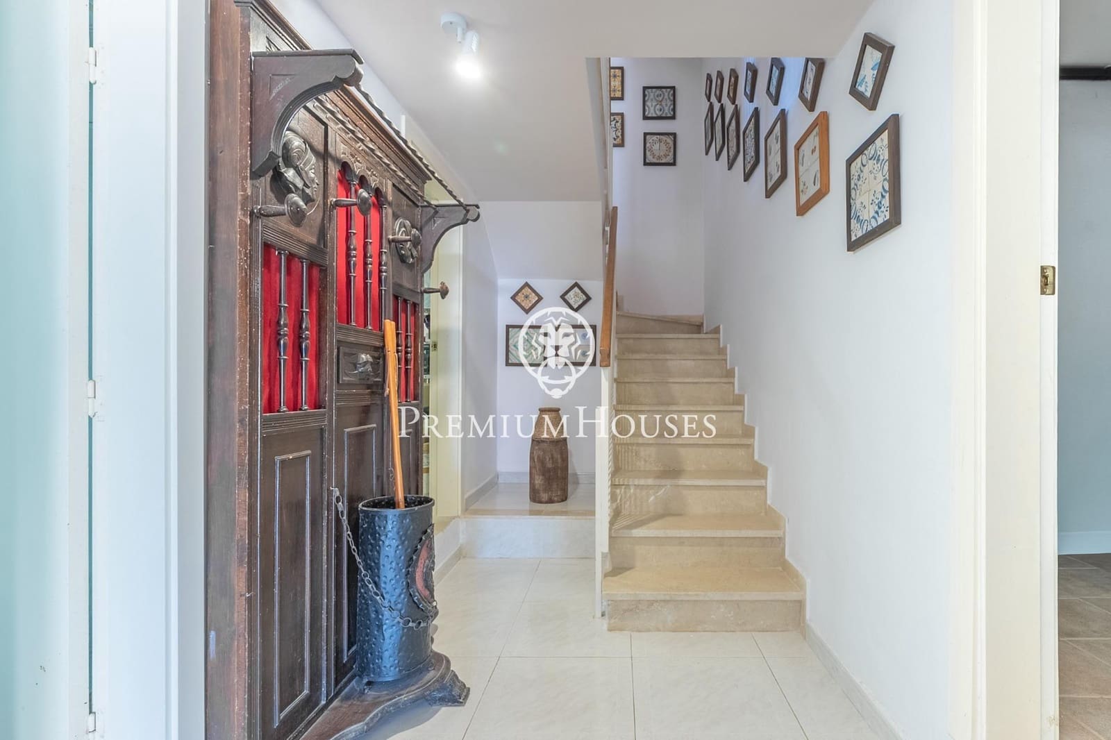 5 quarto Moradia para venda em Vilanova i la Geltru com piscina garagem - 895 000 € (Ref: 10109922)
