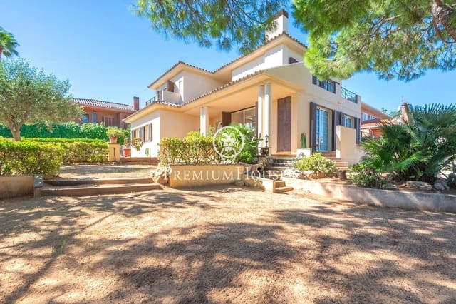 5 quarto Moradia para venda em Vilanova i la Geltrú com piscina garagem - 895 000 € (Ref: 10109922)