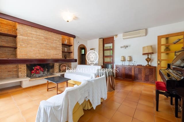 5 quarto Moradia para venda em Reus com garagem - 585 000 € (Ref: 10129387)