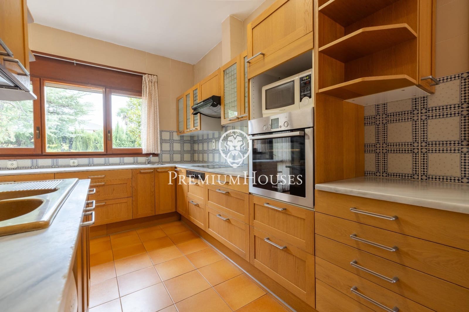 5 quarto Moradia para venda em Reus com garagem - 585 000 € (Ref: 10129387)