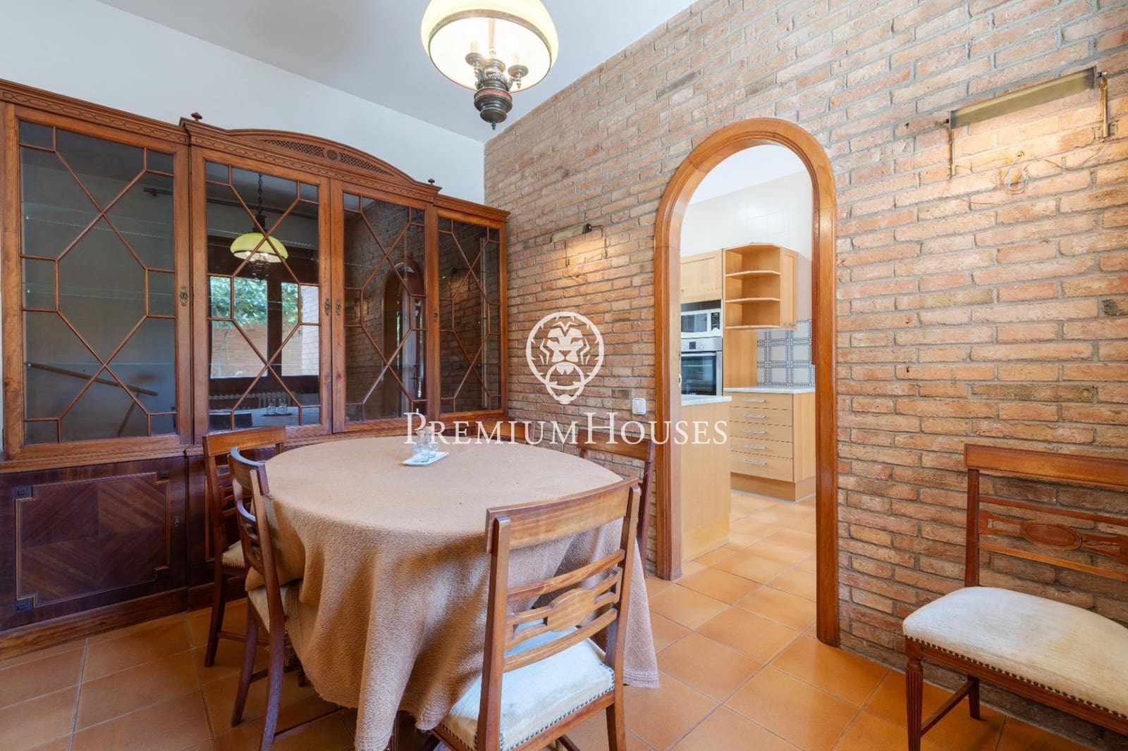 5 quarto Moradia para venda em Reus com garagem - 585 000 € (Ref: 10129387)
