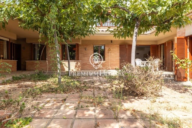 5 quarto Moradia para venda em Reus com garagem - 585 000 € (Ref: 10129387)