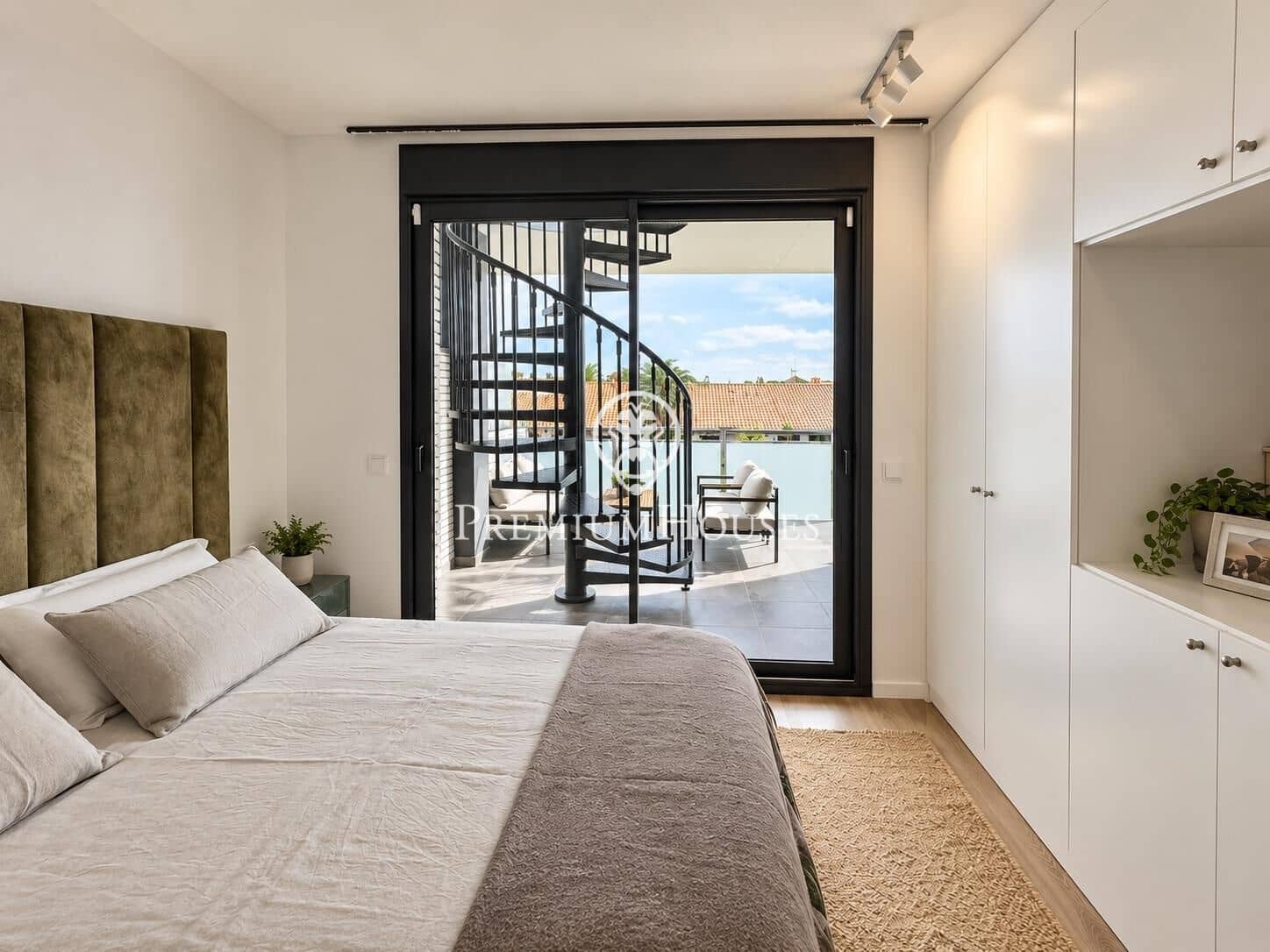 4 Zimmer Penthouse zu verkaufen in Sitges mit Pool Garage - 1.125.000 € (Ref: 10142590)