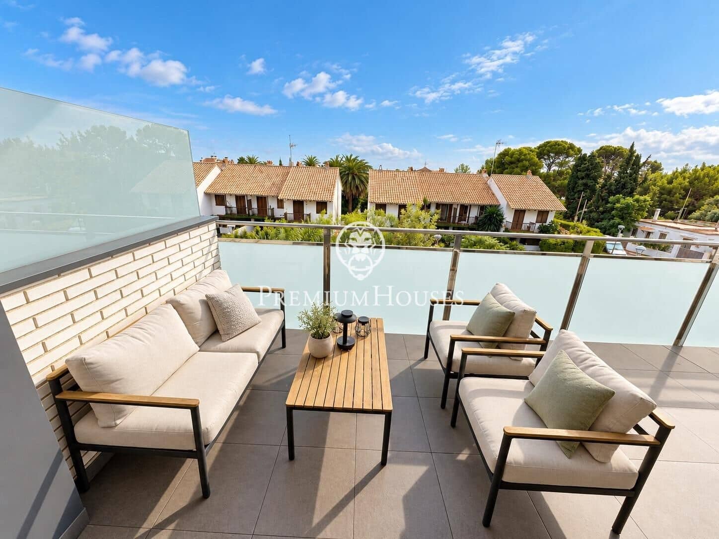 4 Zimmer Penthouse zu verkaufen in Sitges mit Pool Garage - 1.125.000 € (Ref: 10142590)