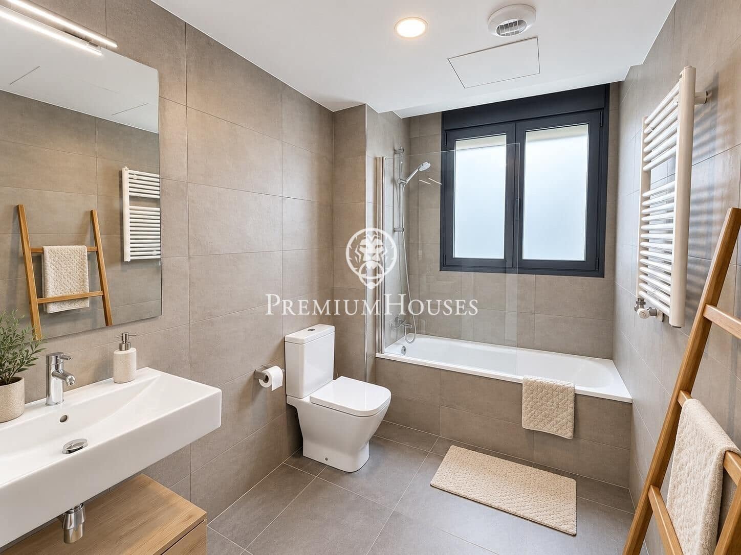 4 Zimmer Penthouse zu verkaufen in Sitges mit Pool Garage - 1.125.000 € (Ref: 10142590)