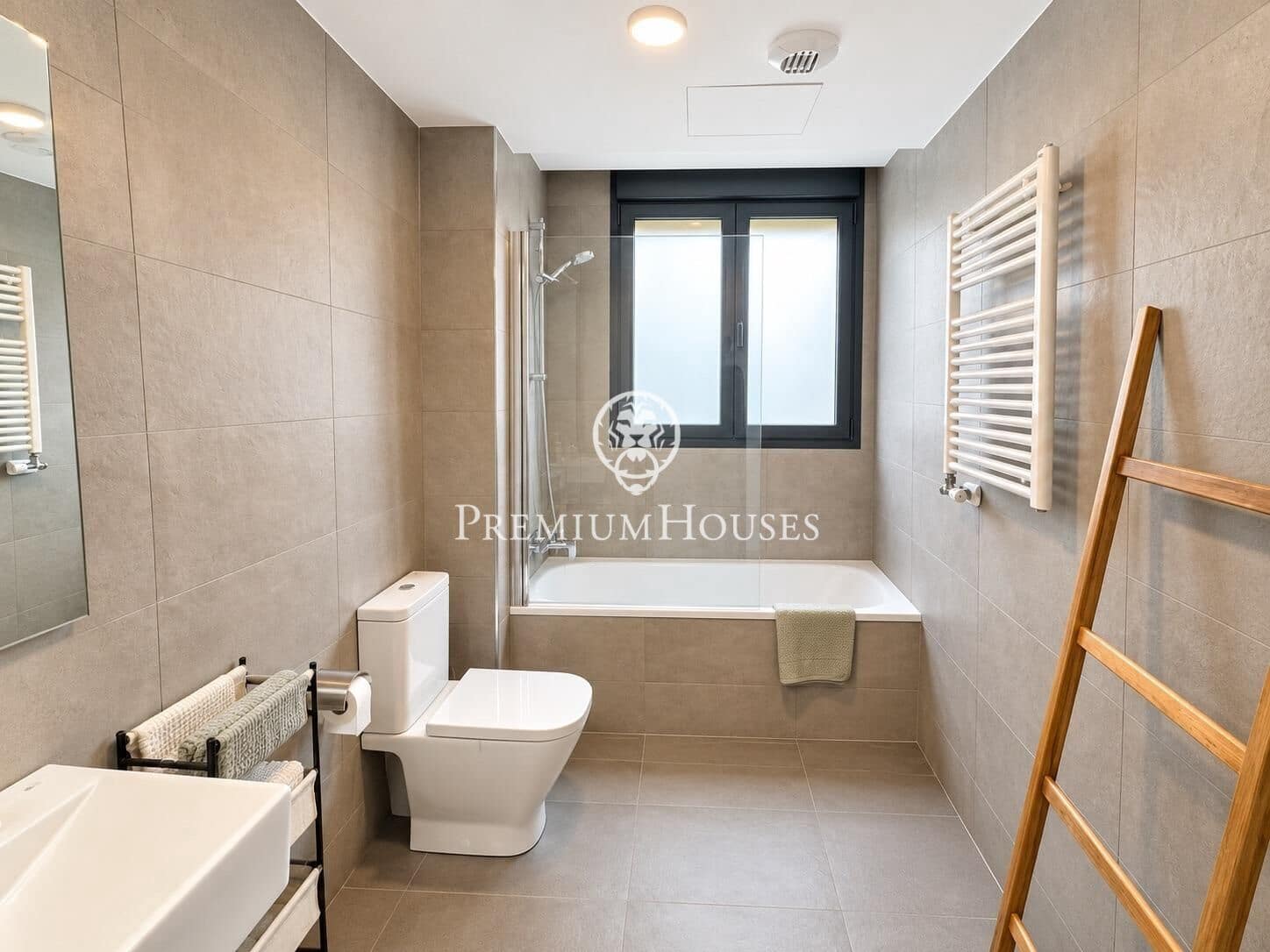 4 Zimmer Penthouse zu verkaufen in Sitges mit Pool Garage - 1.125.000 € (Ref: 10142590)