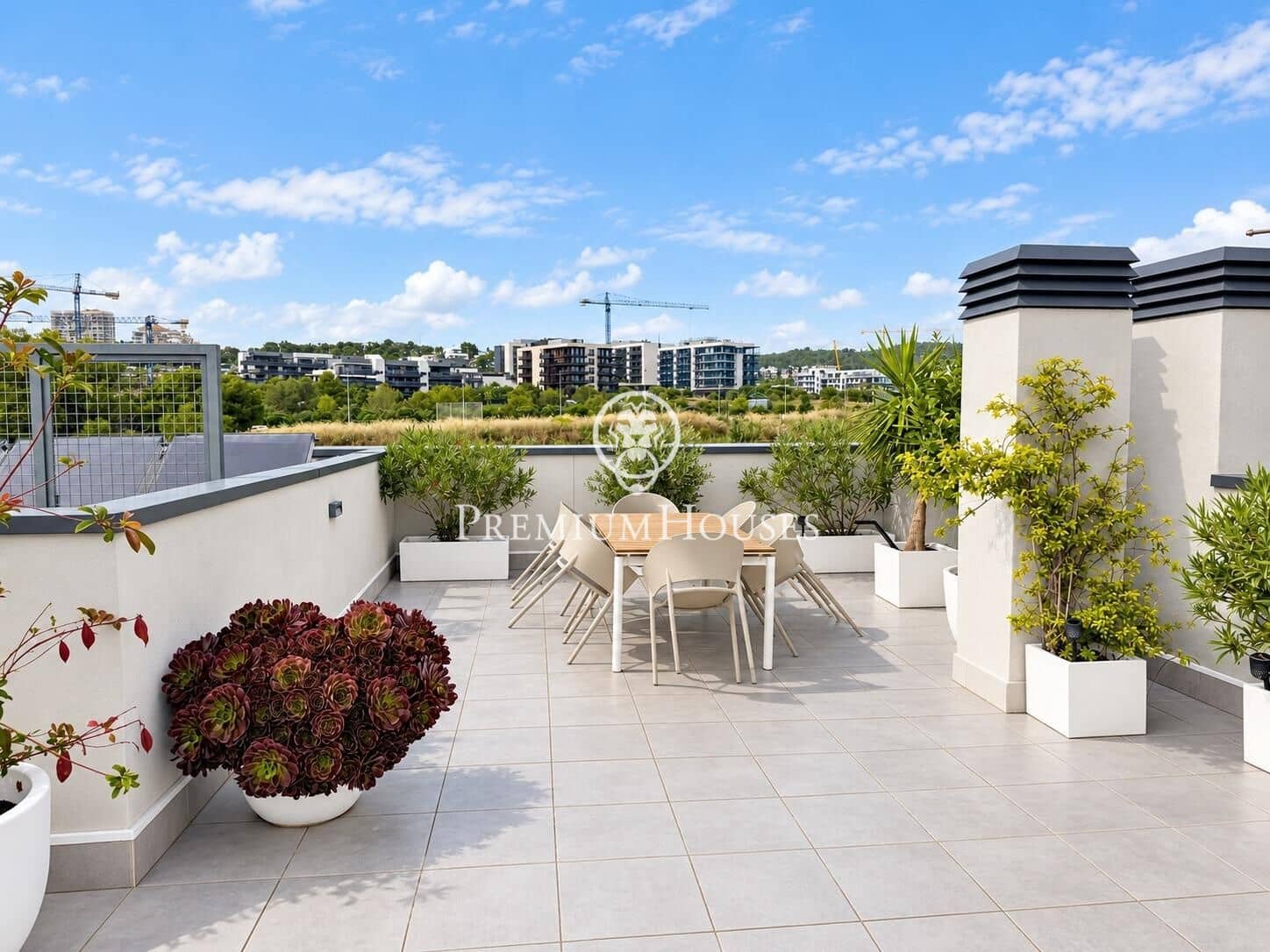4 Zimmer Penthouse zu verkaufen in Sitges mit Pool Garage - 1.125.000 € (Ref: 10142590)