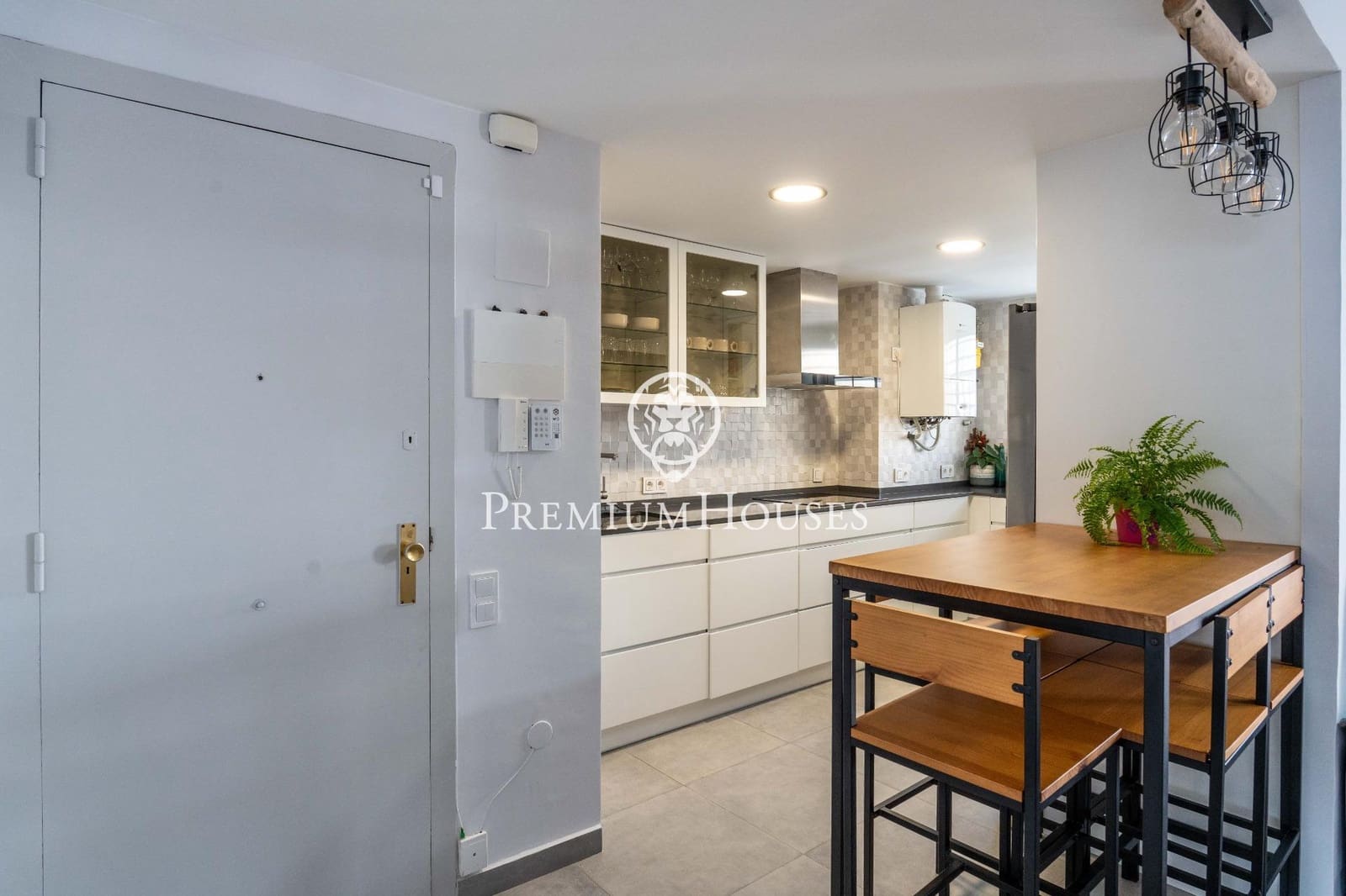 3 chambre Appartement à vendre à Gava avec piscine garage - 660 000 € (Ref: 10161758)