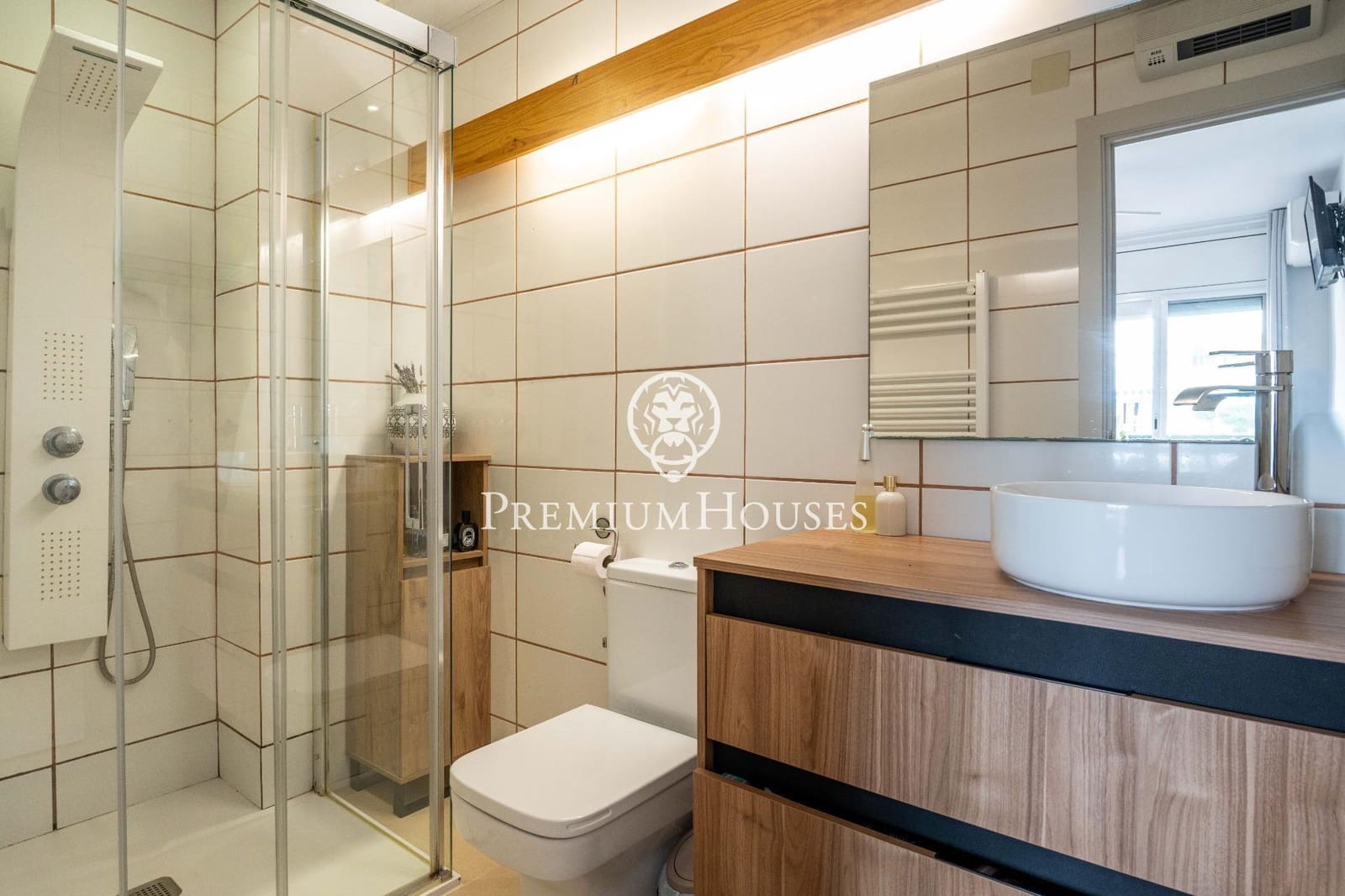 3 chambre Appartement à vendre à Gava avec piscine garage - 660 000 € (Ref: 10161758)