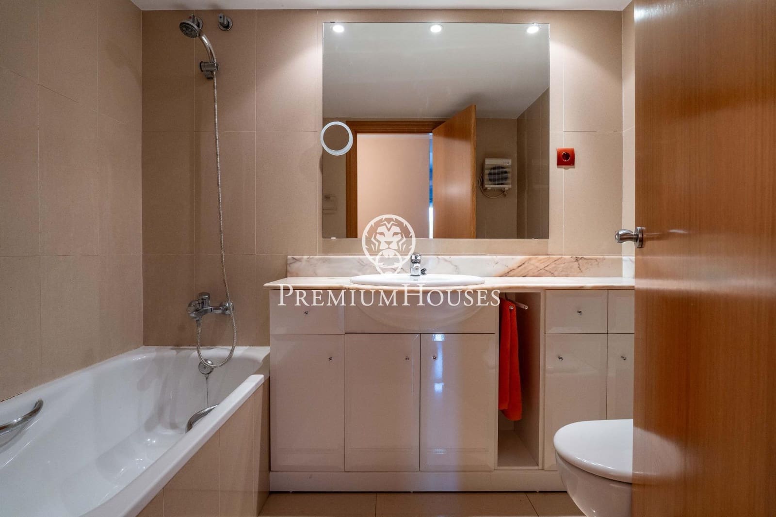 2 chambre Appartement à vendre à Gava avec piscine garage - 635 000 € (Ref: 10161759)