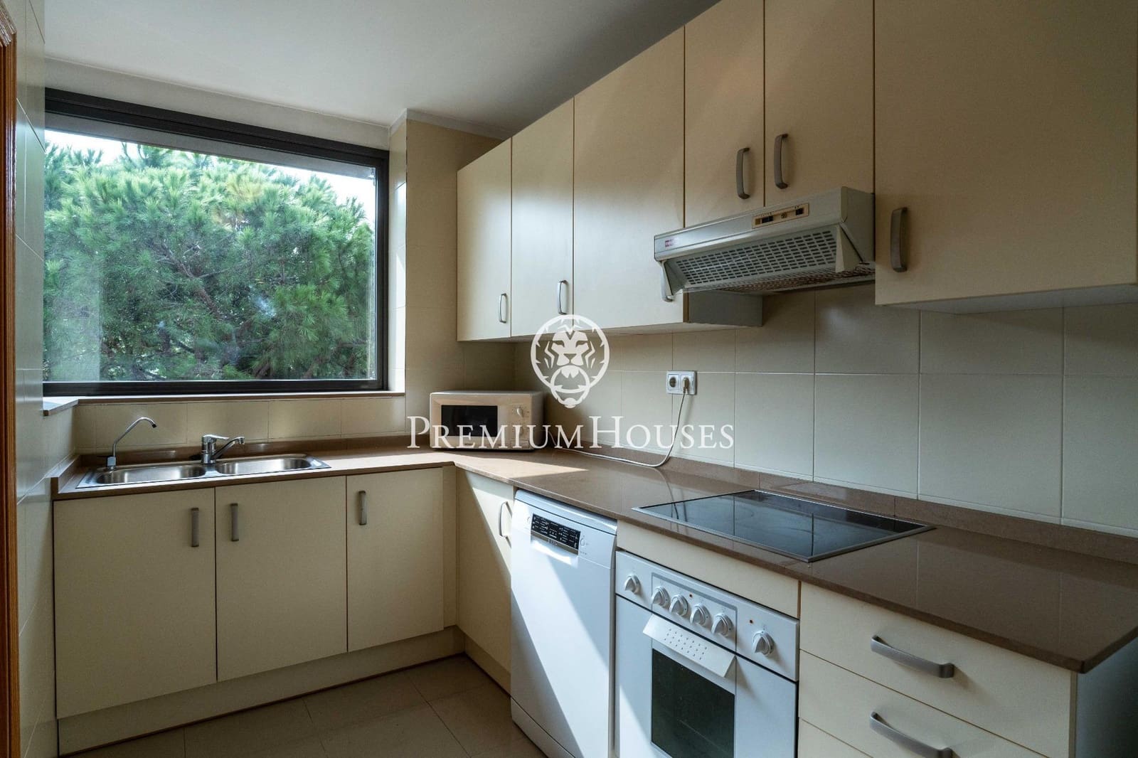 2 chambre Appartement à vendre à Gava avec piscine garage - 635 000 € (Ref: 10161759)