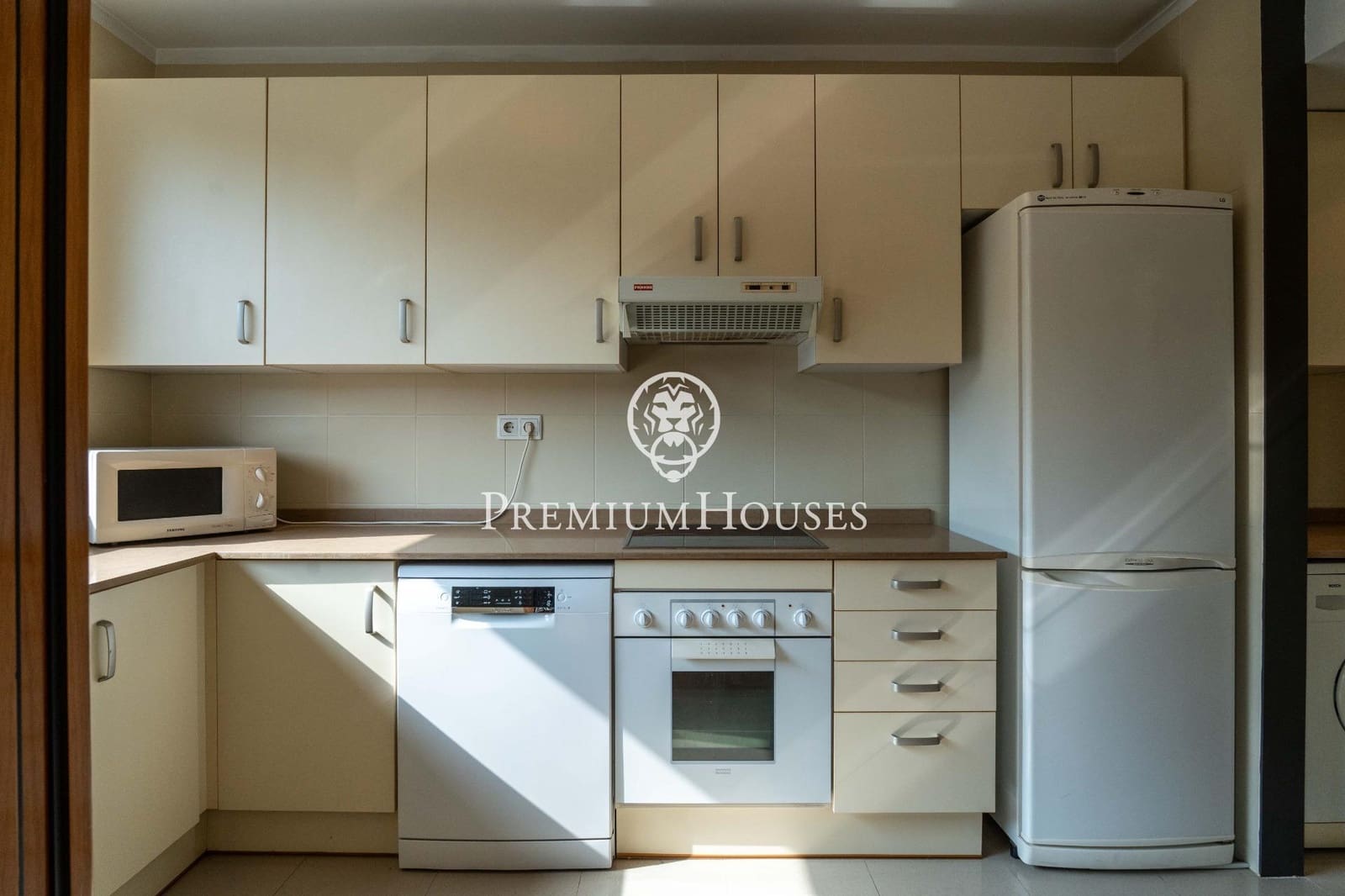 2 chambre Appartement à vendre à Gava avec piscine garage - 635 000 € (Ref: 10161759)