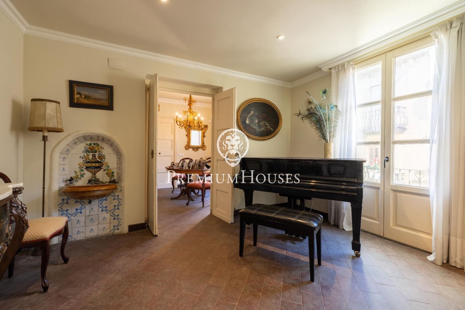 10 bedroom Hotel for sale in Montblanc - € 1,160,000 (Ref: 10161762)
