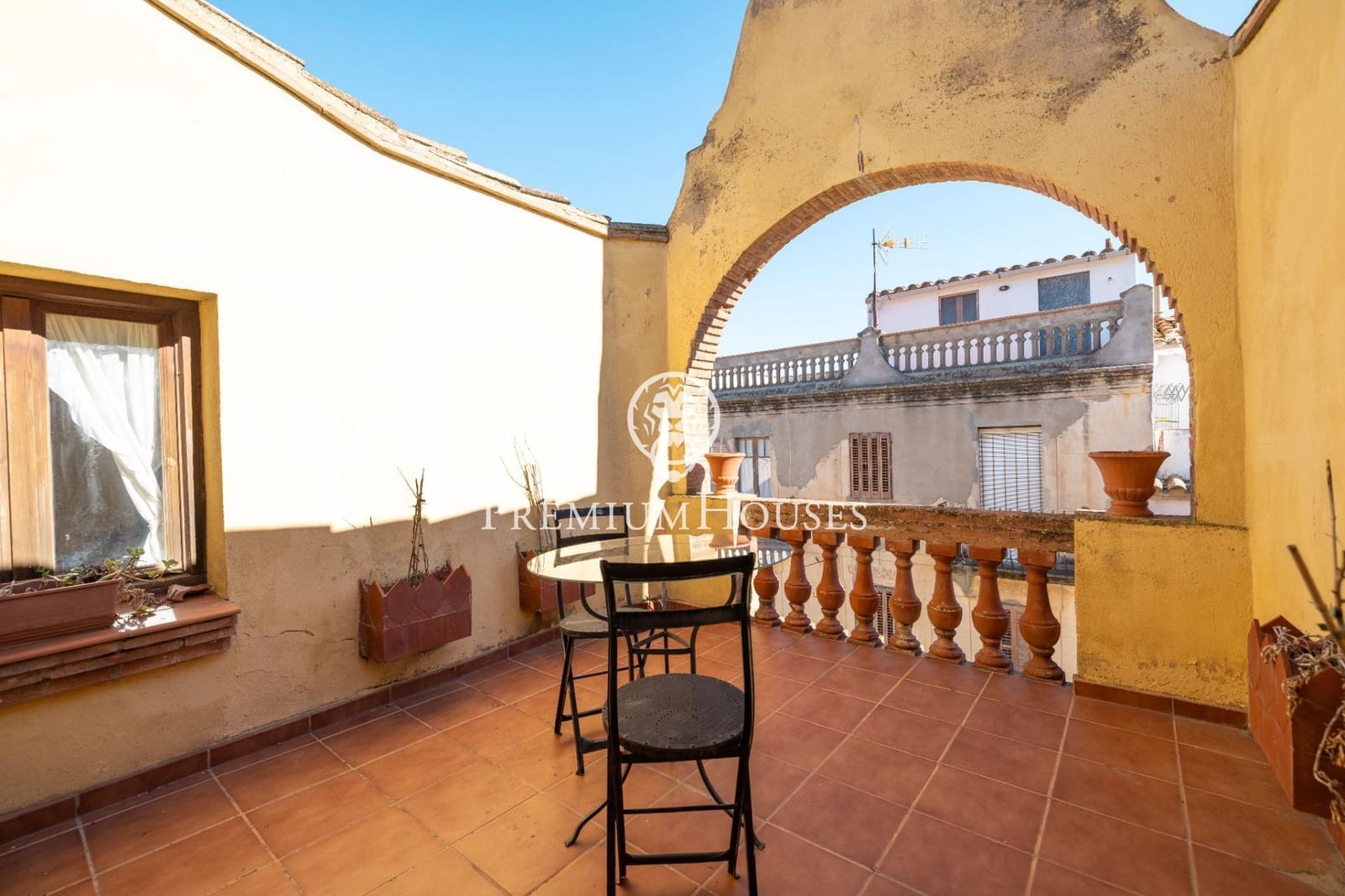 10 bedroom Hotel for sale in Montblanc - € 1,160,000 (Ref: 10161762)