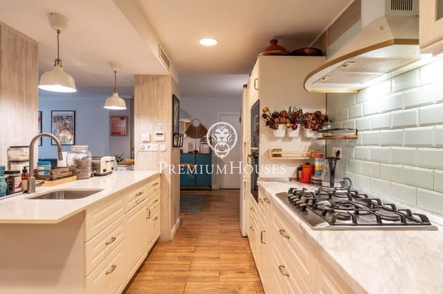 3 soveværelse Lejlighed til salg i Castelldefels - € 459.000 (Ref: 10171570)