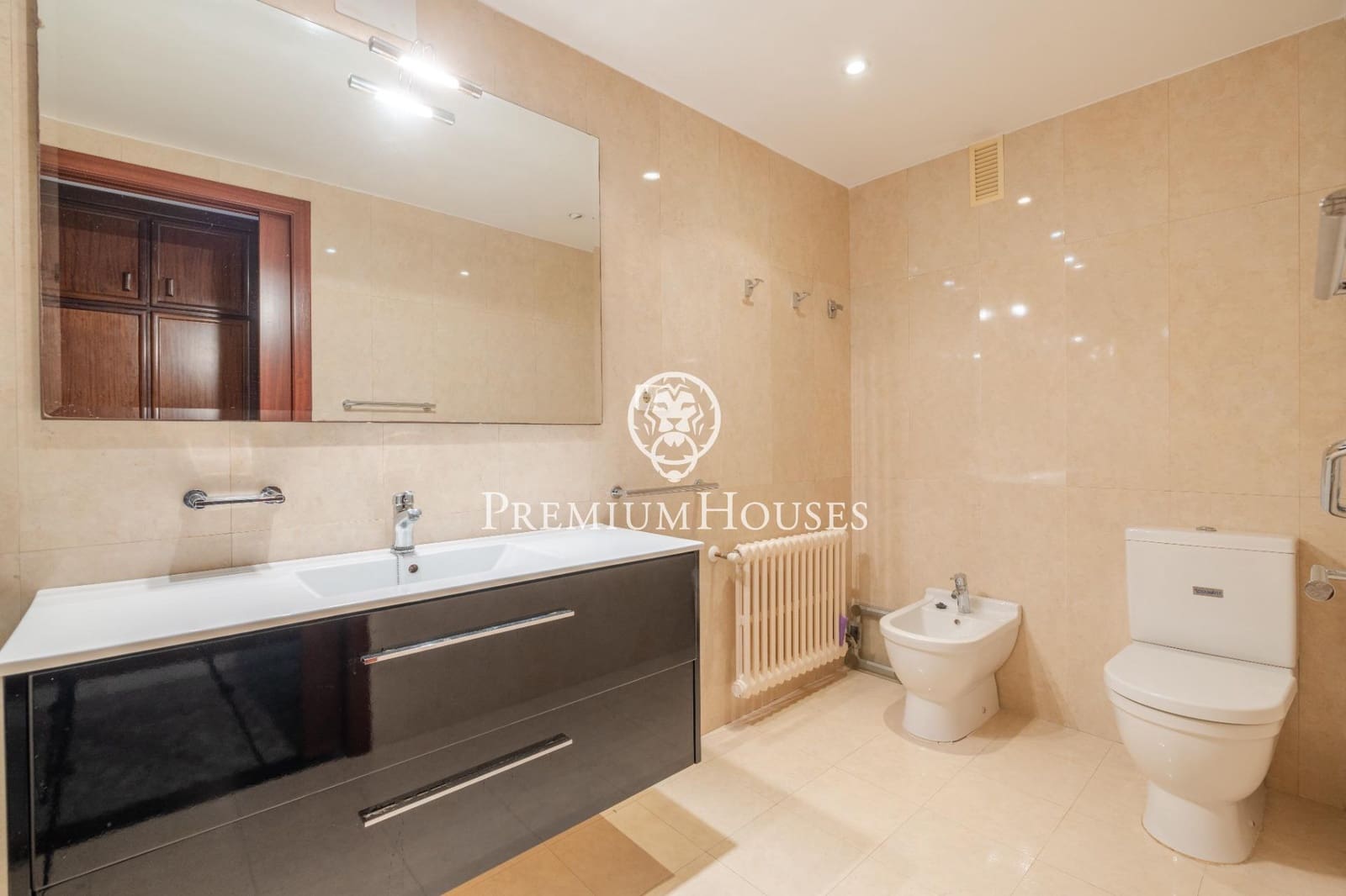 5 slaapkamer Penthouse te koop in Tarragona stad met garage - € 790.000 (Ref: 10171571)
