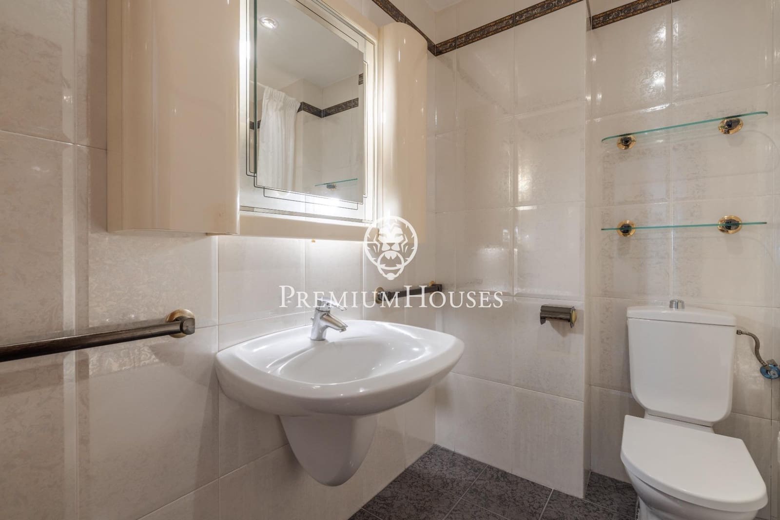 5 slaapkamer Penthouse te koop in Tarragona stad met garage - € 790.000 (Ref: 10171571)