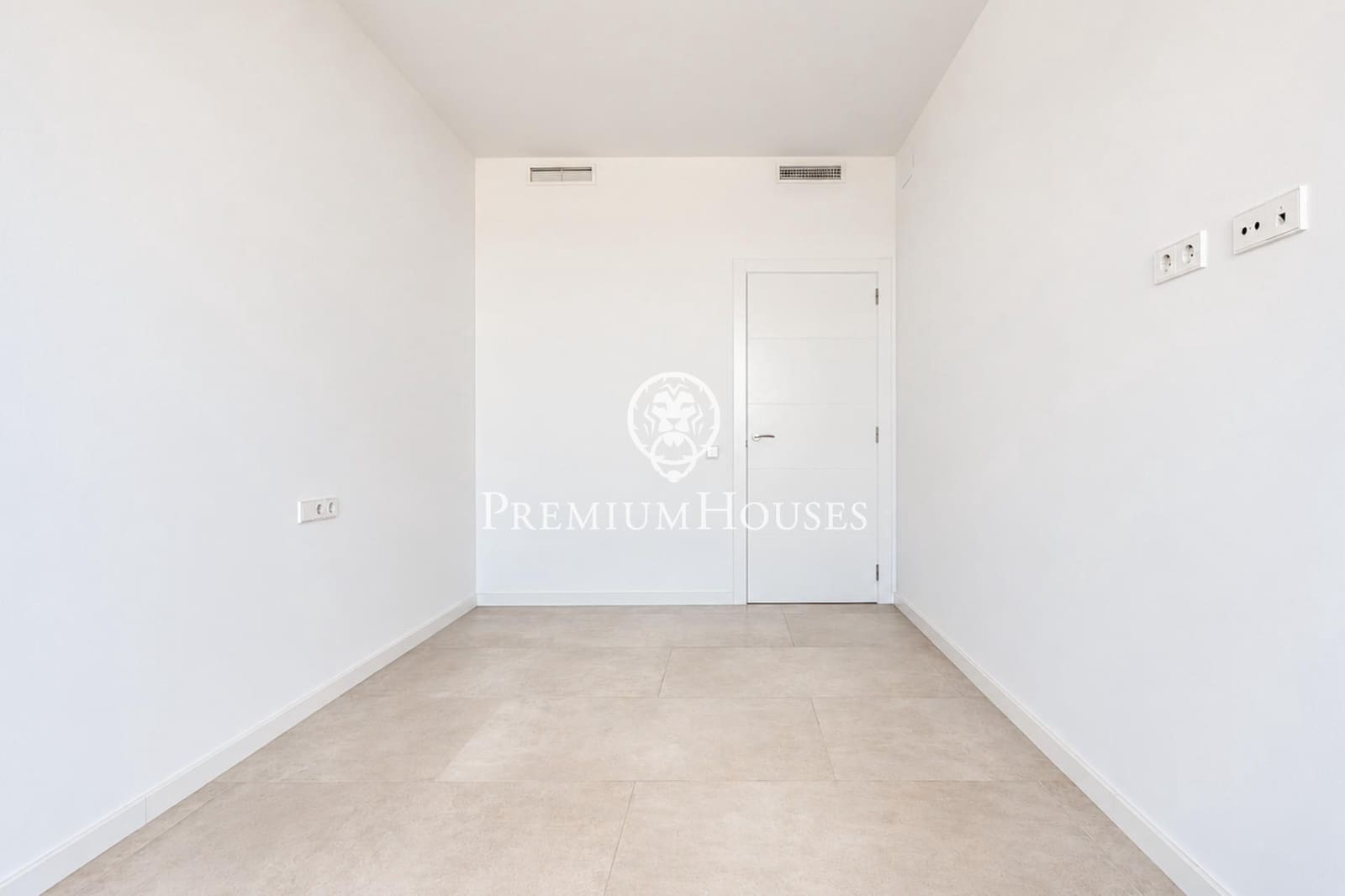 5 soveværelse Villa til salg i Sant Pere de Ribes med swimmingpool - € 1.490.000 (Ref: 10180838)