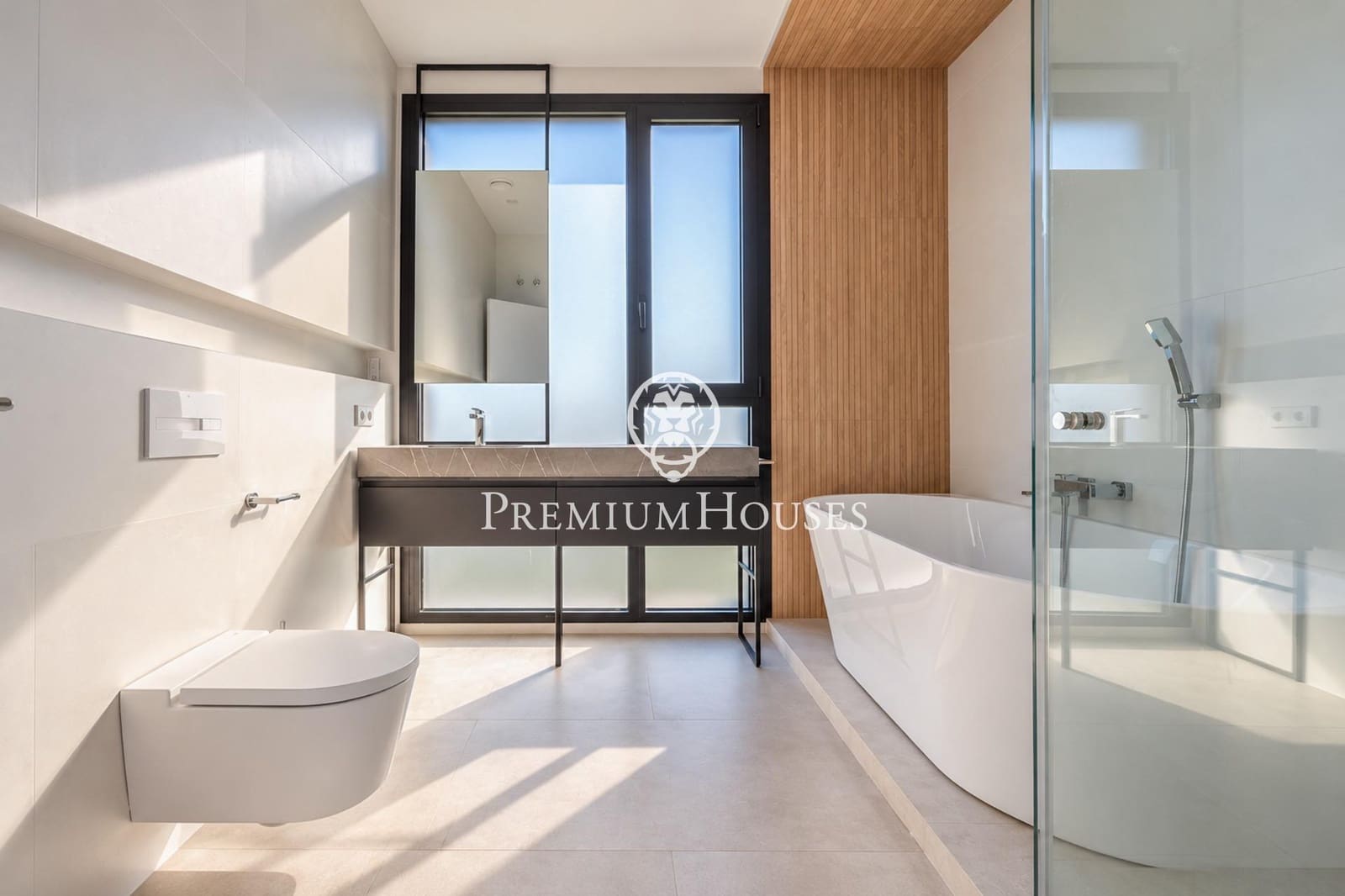 5 soveværelse Villa til salg i Sant Pere de Ribes med swimmingpool - € 1.490.000 (Ref: 10180838)