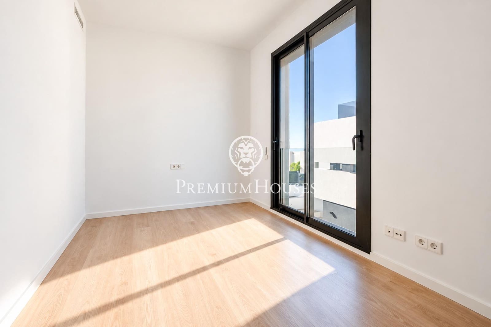5 soveværelse Villa til salg i Sant Pere de Ribes med swimmingpool - € 1.490.000 (Ref: 10180838)