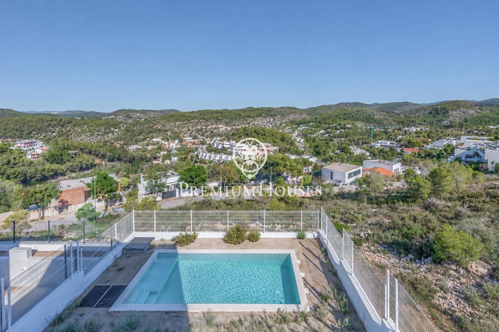 5 soveværelse Villa til salg i Sant Pere de Ribes med swimmingpool - € 1.490.000 (Ref: 10180838)