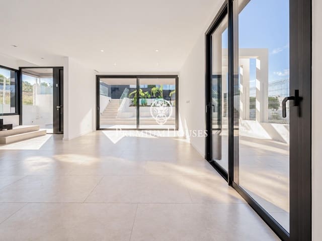 5 soveværelse Villa til salg i Sant Pere de Ribes med swimmingpool - € 1.490.000 (Ref: 10180838)