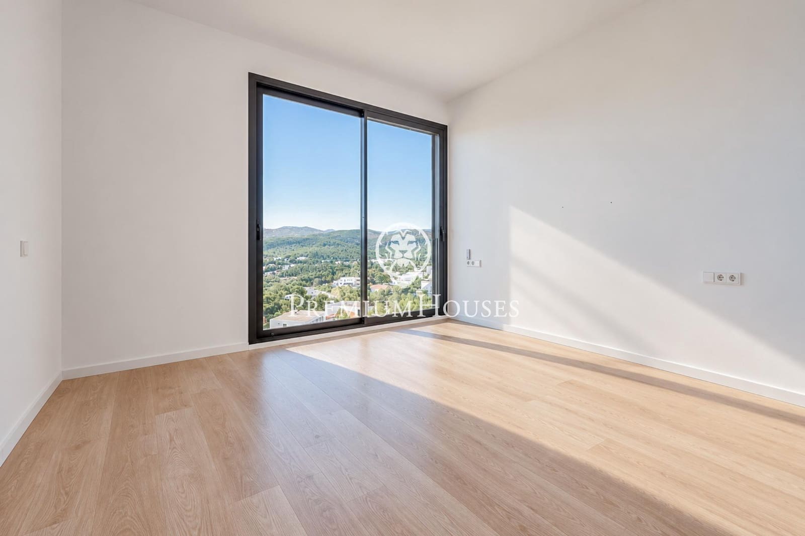 5 soveværelse Villa til salg i Sant Pere de Ribes med swimmingpool - € 1.490.000 (Ref: 10180838)