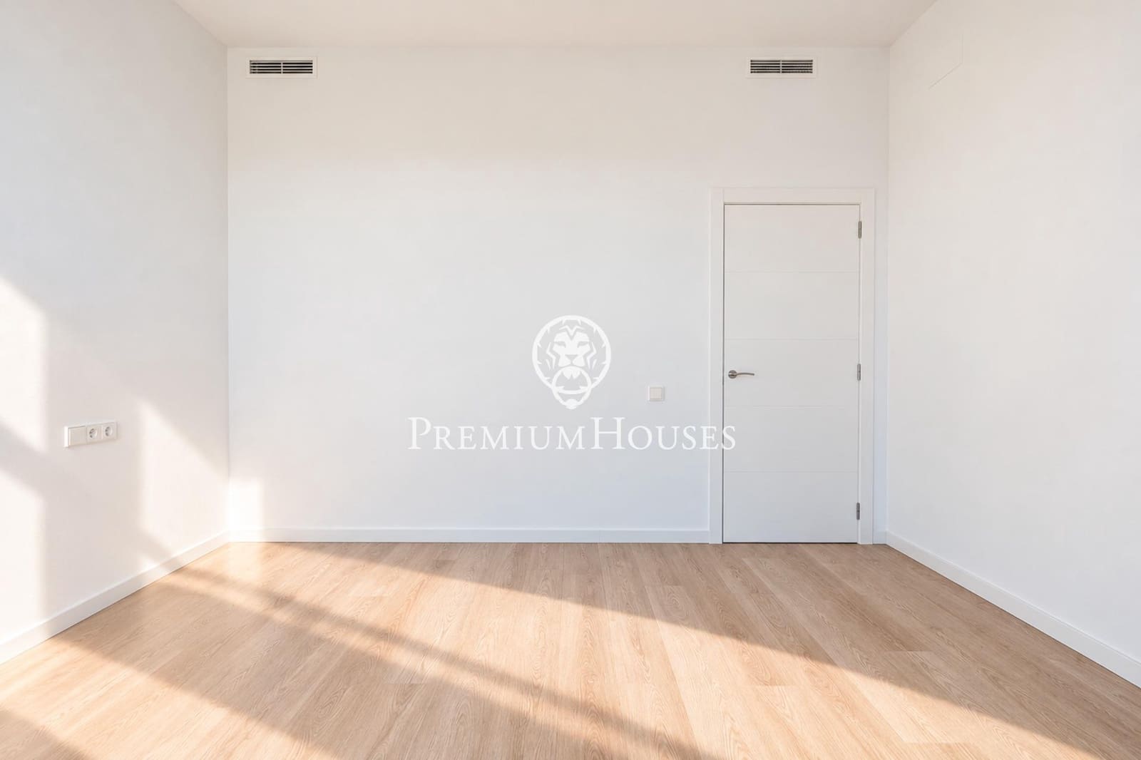 5 soveværelse Villa til salg i Sant Pere de Ribes med swimmingpool - € 1.490.000 (Ref: 10180838)