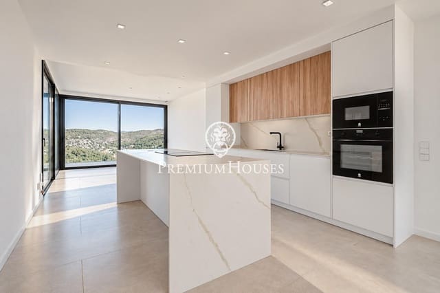 5 soveværelse Villa til salg i Sant Pere de Ribes med swimmingpool - € 1.490.000 (Ref: 10180838)