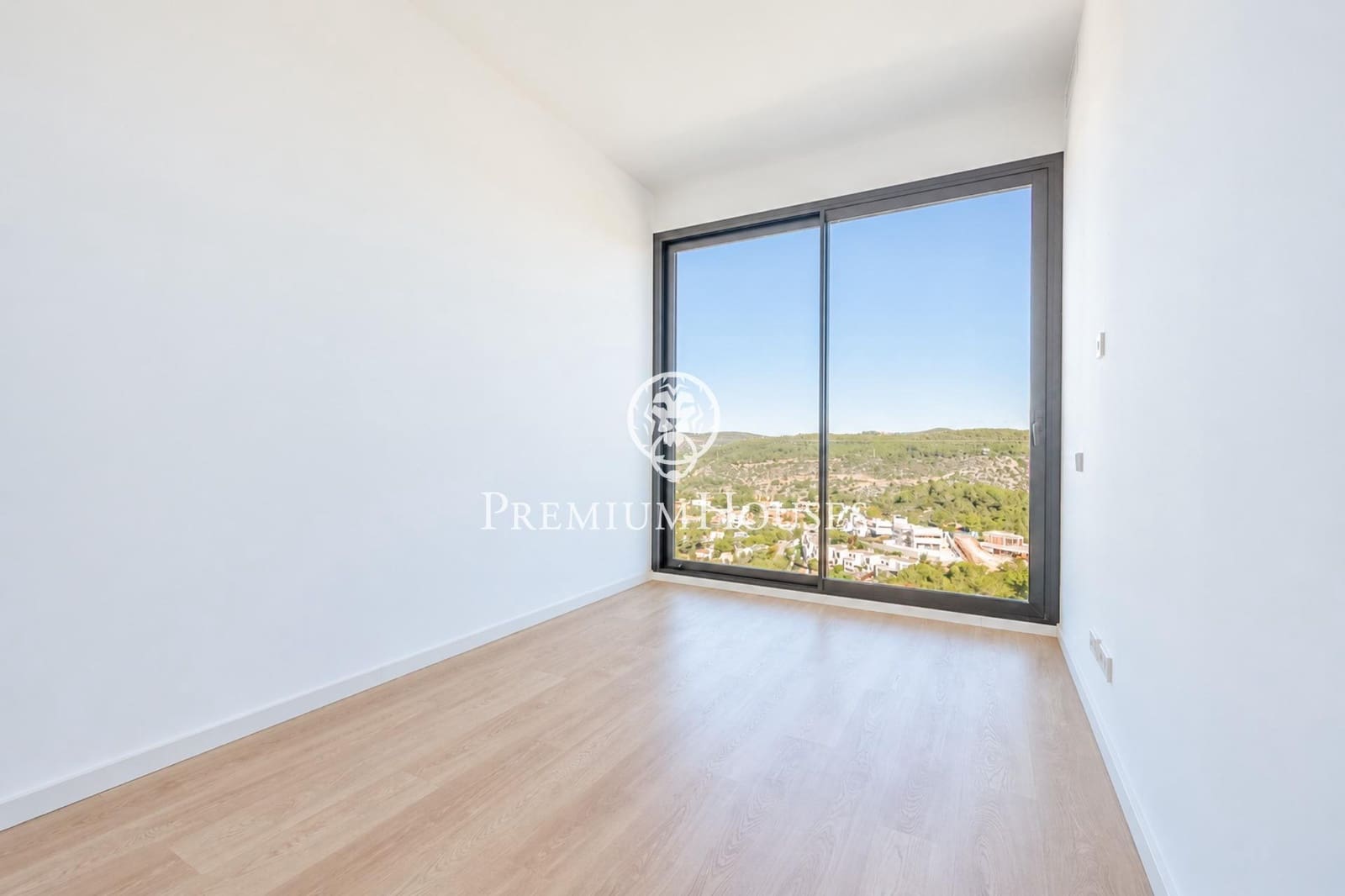 5 soveværelse Villa til salg i Sant Pere de Ribes med swimmingpool - € 1.490.000 (Ref: 10180838)