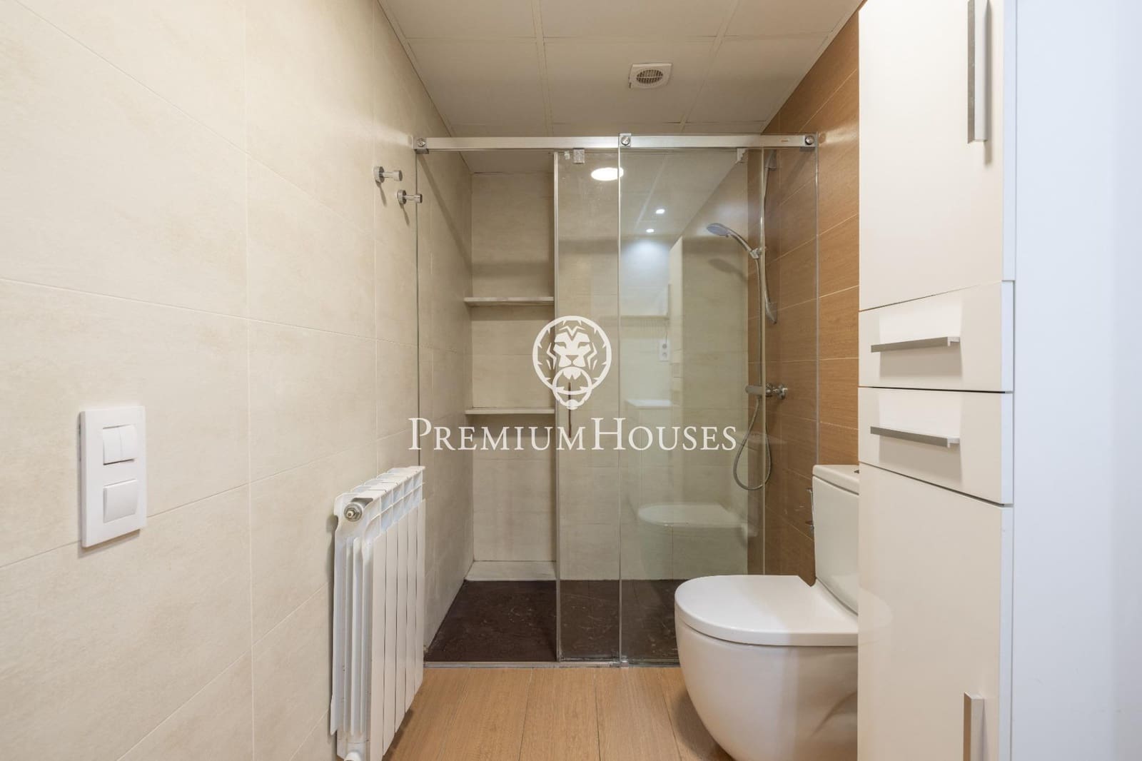 2 bedroom Flat for sale in Tarragona city with pool garage - € 335,000 (Ref: 10184865)