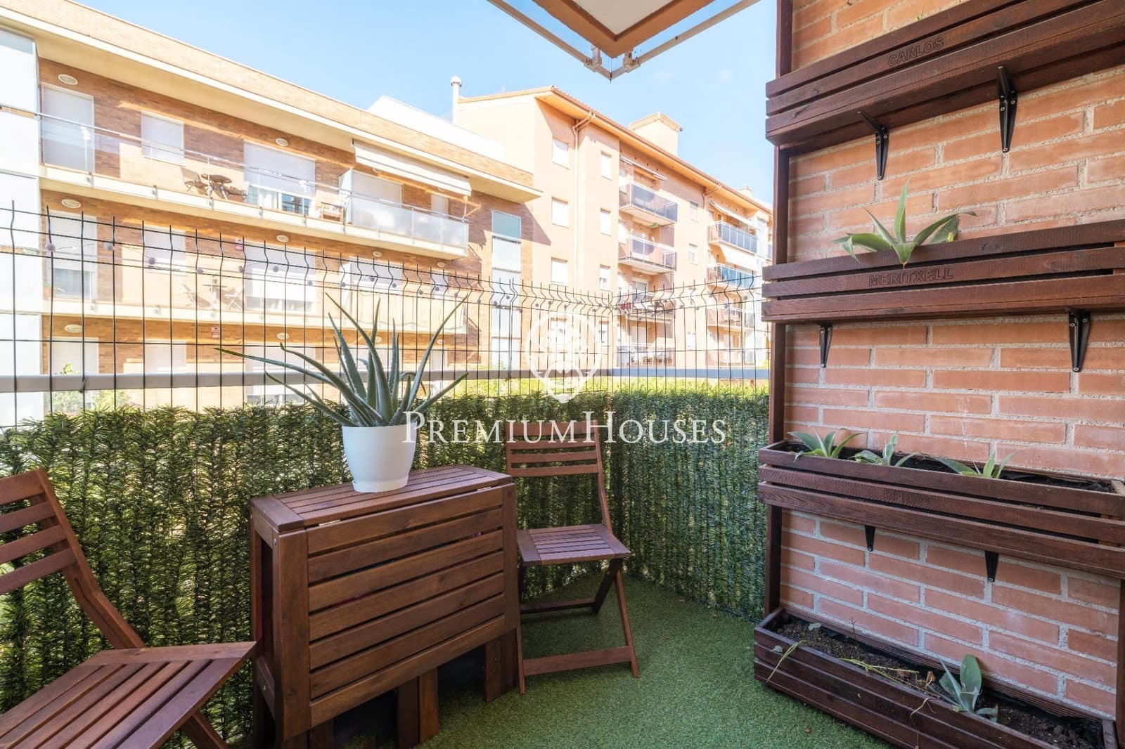 2 bedroom Flat for sale in Tarragona city with pool garage - € 335,000 (Ref: 10184865)