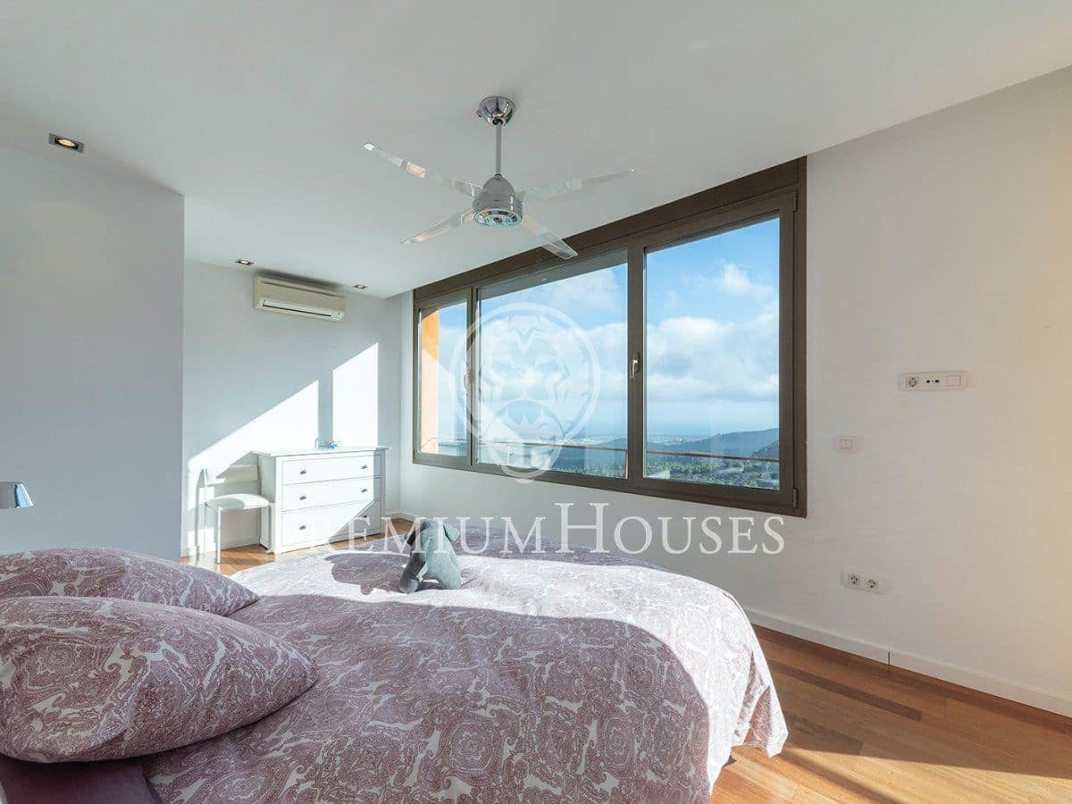 6 soveværelse Villa til salg i Gava med swimmingpool garage - € 2.200.000 (Ref: 5023672)