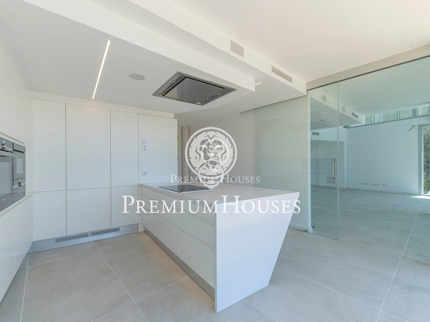 4 soveværelse Villa til salg i Sitges med swimmingpool garage - € 2.800.000 (Ref: 5031549)