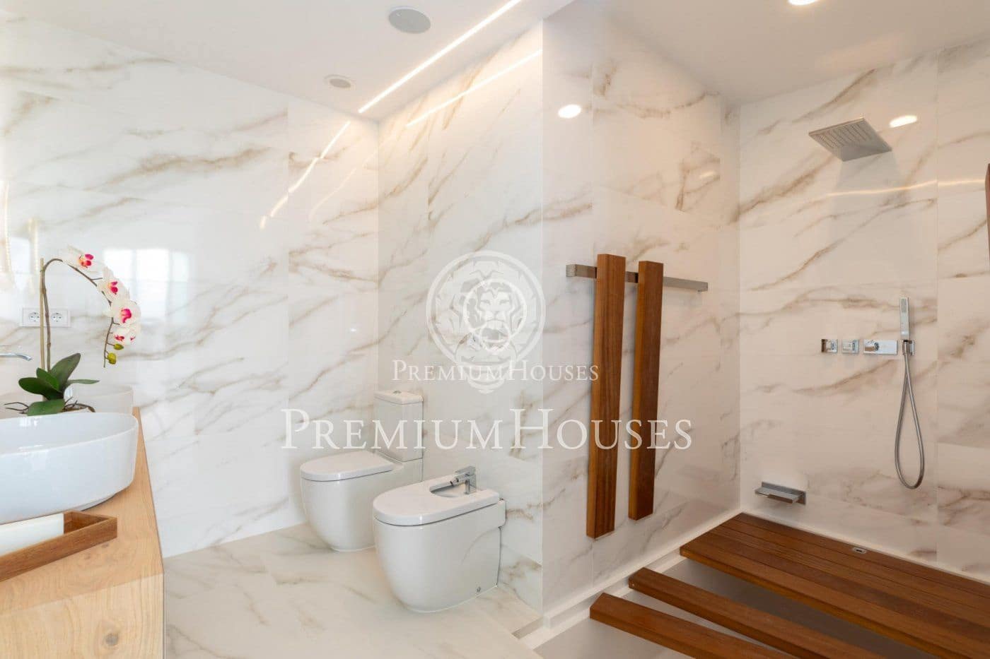 4 soveværelse Villa til salg i Sitges med swimmingpool garage - € 2.800.000 (Ref: 5031549)