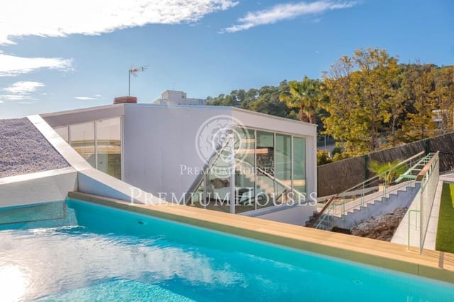 4 soveværelse Villa til salg i Sitges med swimmingpool garage - € 2.800.000 (Ref: 5031549)