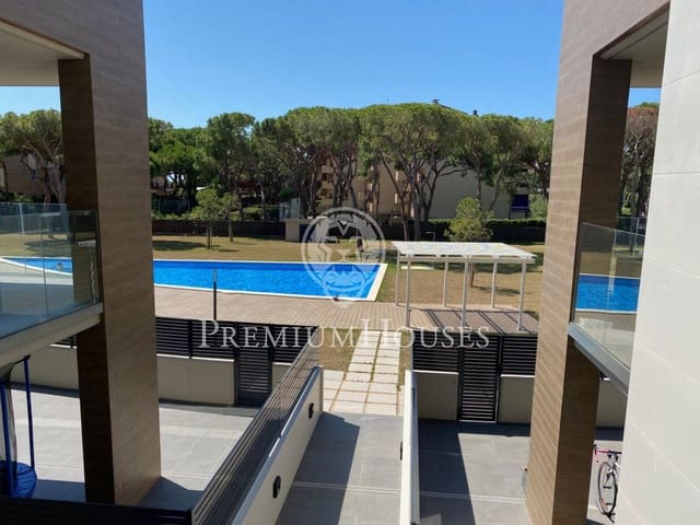 4 bedroom Apartment for rent in Gavà with pool garage - € 4,000 (Ref: 5337103)