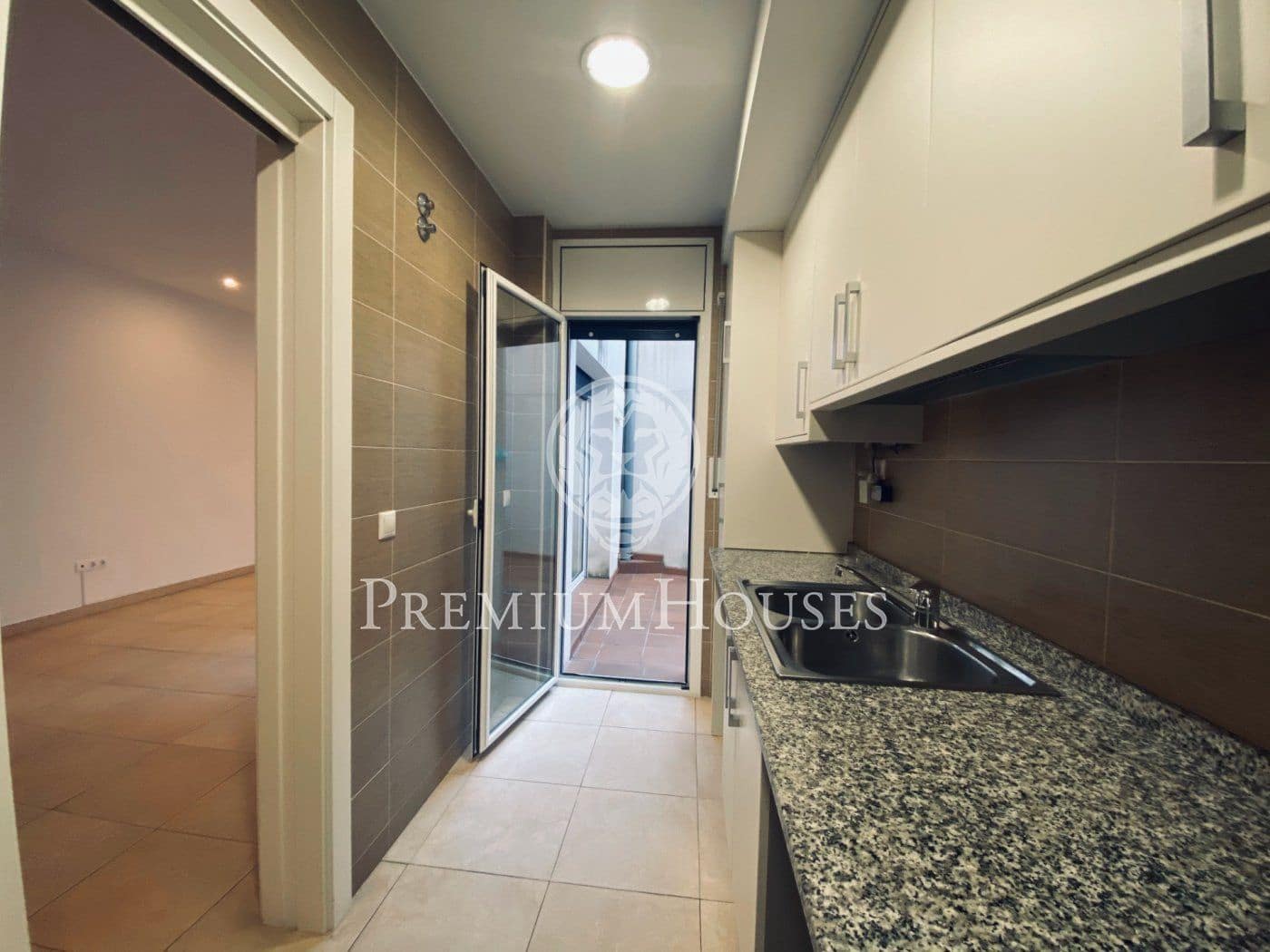 3 bedroom Flat for rent in Sitges - € 1,293 (Ref: 5566017)