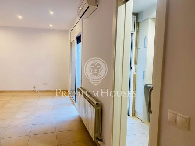 3 bedroom Flat for rent in Sitges - € 1,293 (Ref: 5566017)