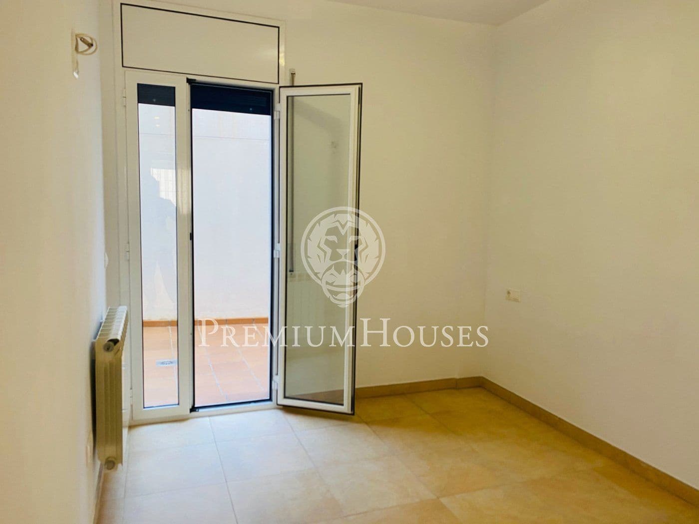 3 bedroom Flat for rent in Sitges - € 1,293 (Ref: 5566017)