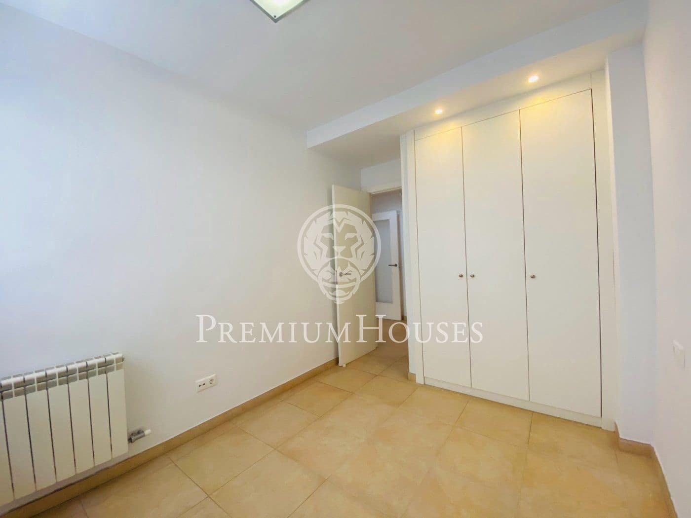 3 bedroom Flat for rent in Sitges - € 1,293 (Ref: 5566017)