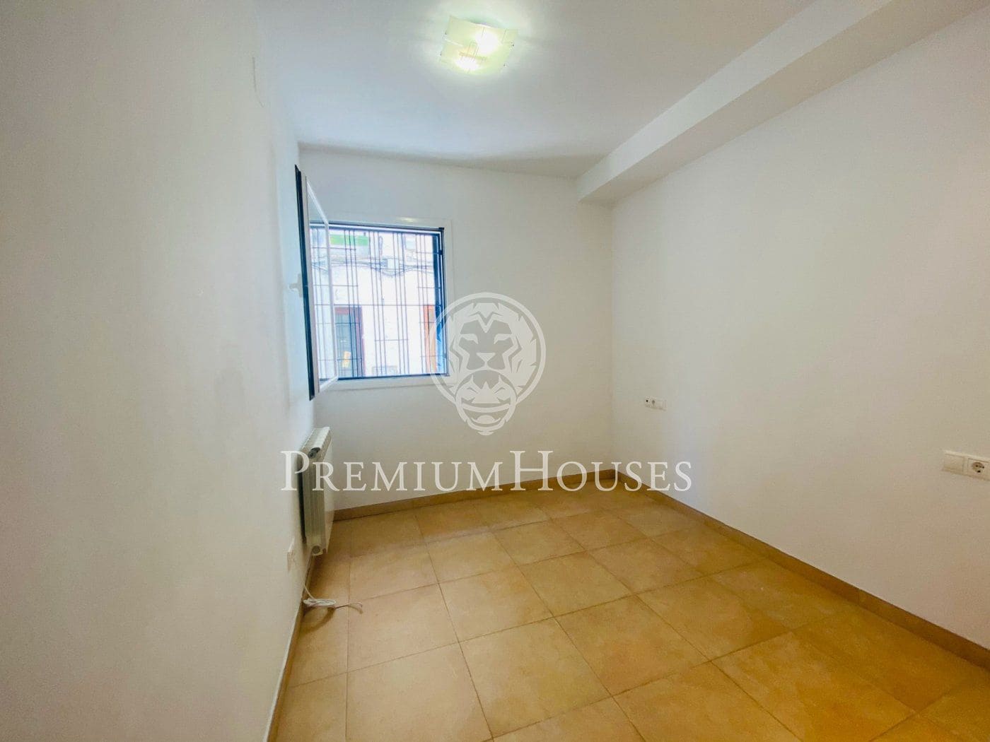 3 bedroom Flat for rent in Sitges - € 1,293 (Ref: 5566017)