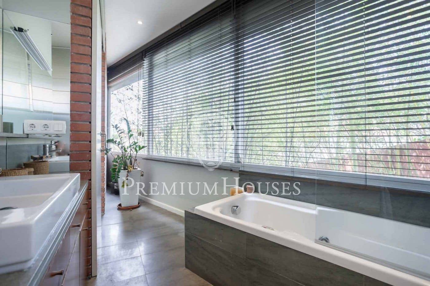 5 sovrum Villa till salu i Sitges med pool garage - 1 175 000 € (Ref: 5790372)