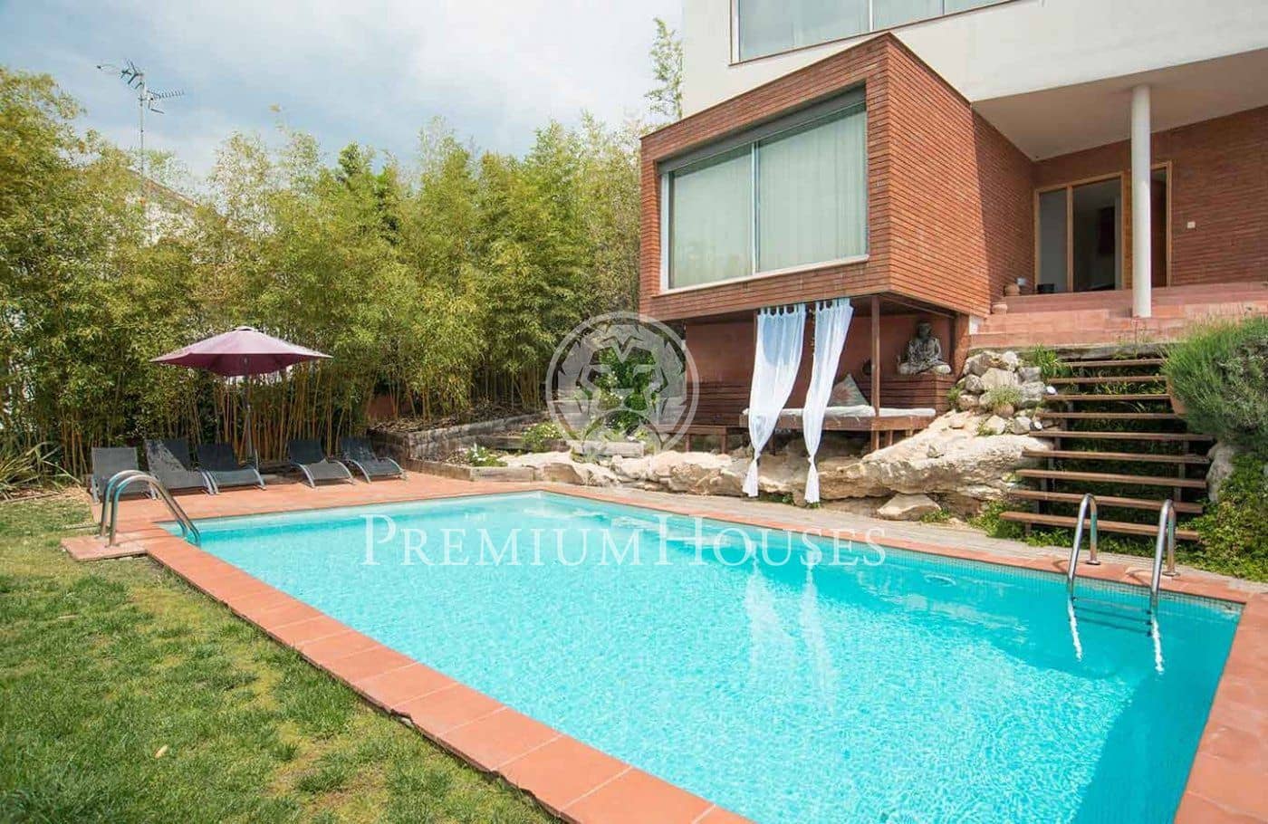 5 sovrum Villa till salu i Sitges med pool garage - 1 175 000 € (Ref: 5790372)