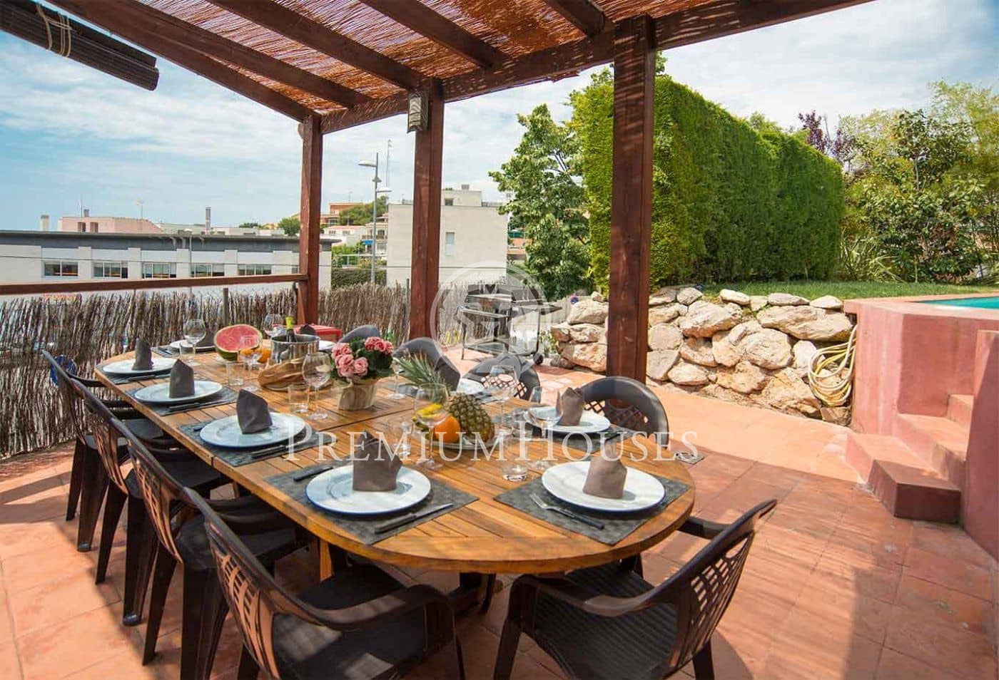 5 sovrum Villa till salu i Sitges med pool garage - 1 175 000 € (Ref: 5790372)