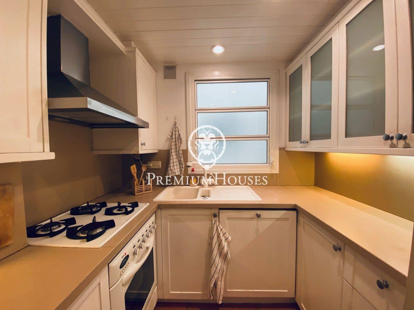 3 sovrum Lägenhet att hyra i Sitges med pool - 1 710 € (Ref: 5894925)