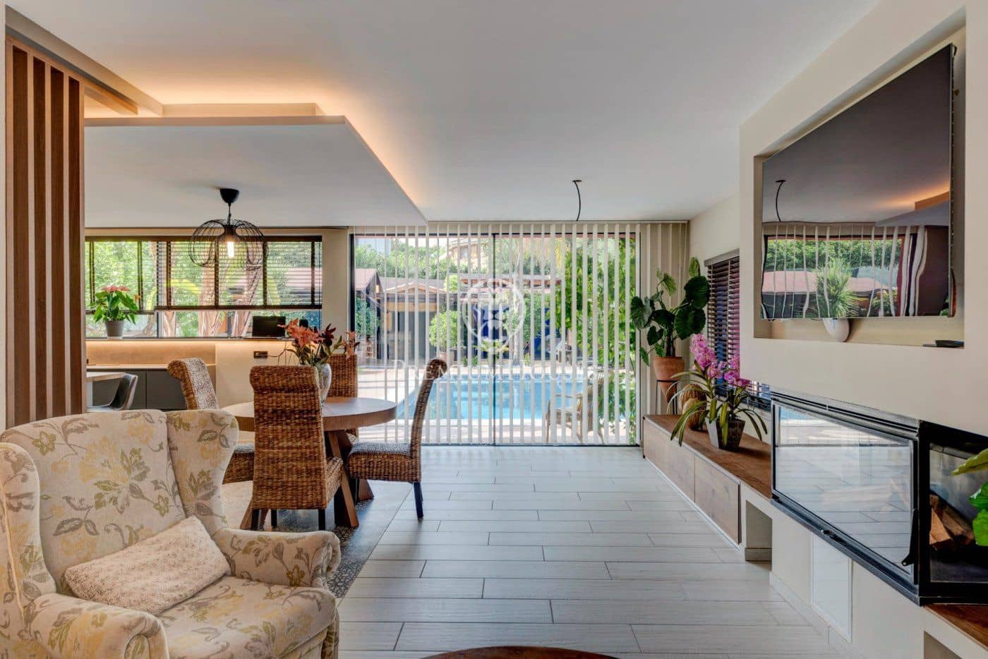 4 soveværelse Villa til salg i Vilanova i la Geltru med swimmingpool garage - € 1.065.000 (Ref: 6197807)