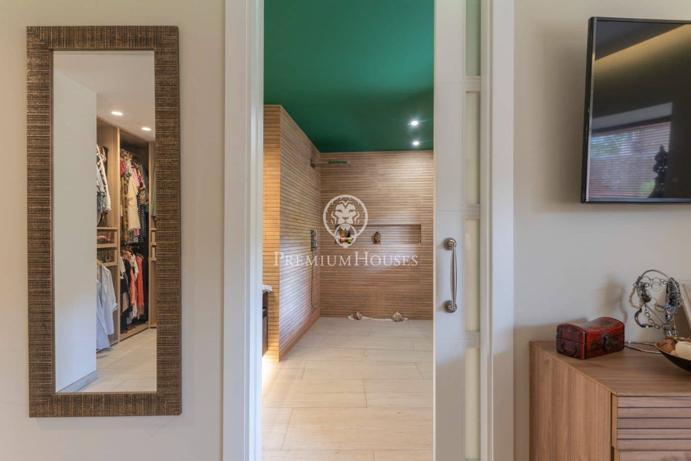 4 soveværelse Villa til salg i Vilanova i la Geltru med swimmingpool garage - € 1.065.000 (Ref: 6197807)